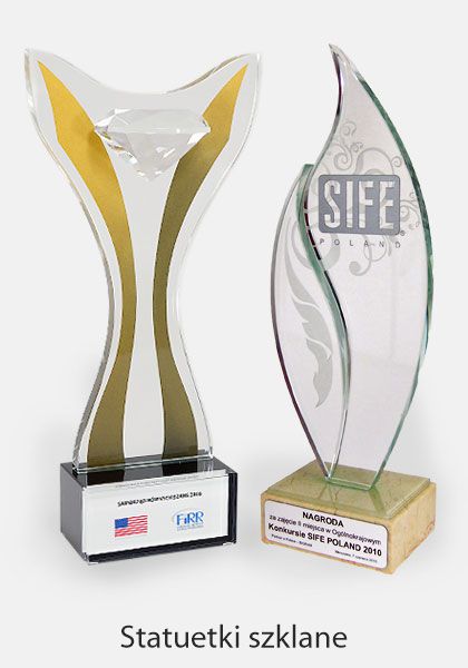 Statuetki szklane